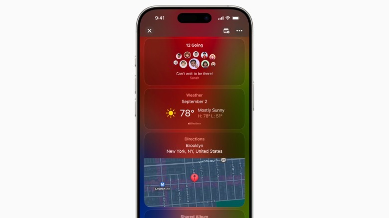 Creating an event card in the Apple Invites app.