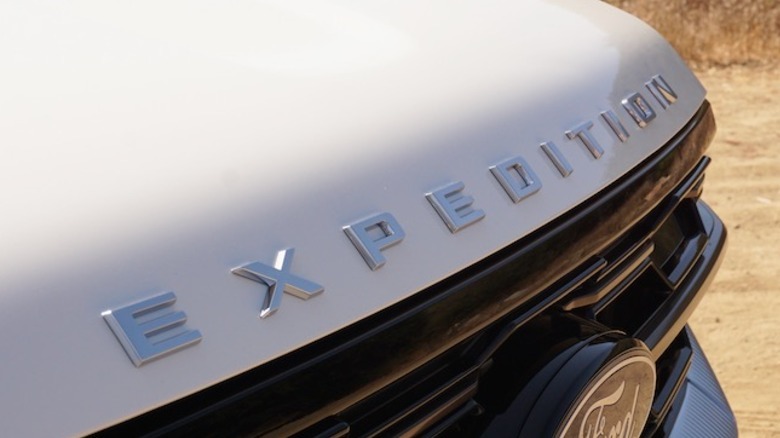 2025 Ford Expedition front emblem