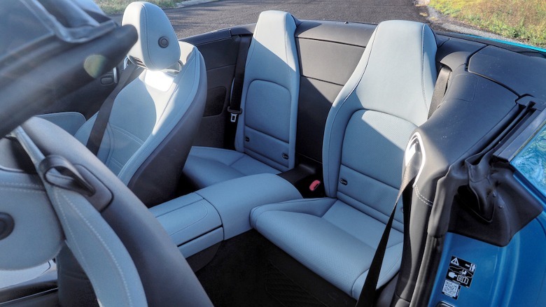 SL 43 rear seats