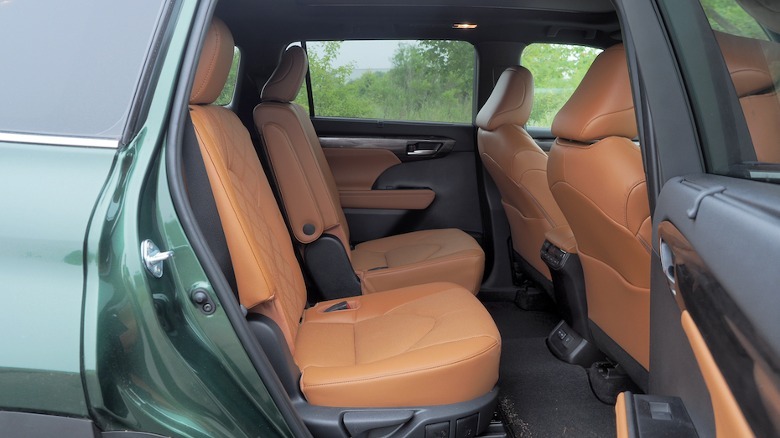 Highlander second row