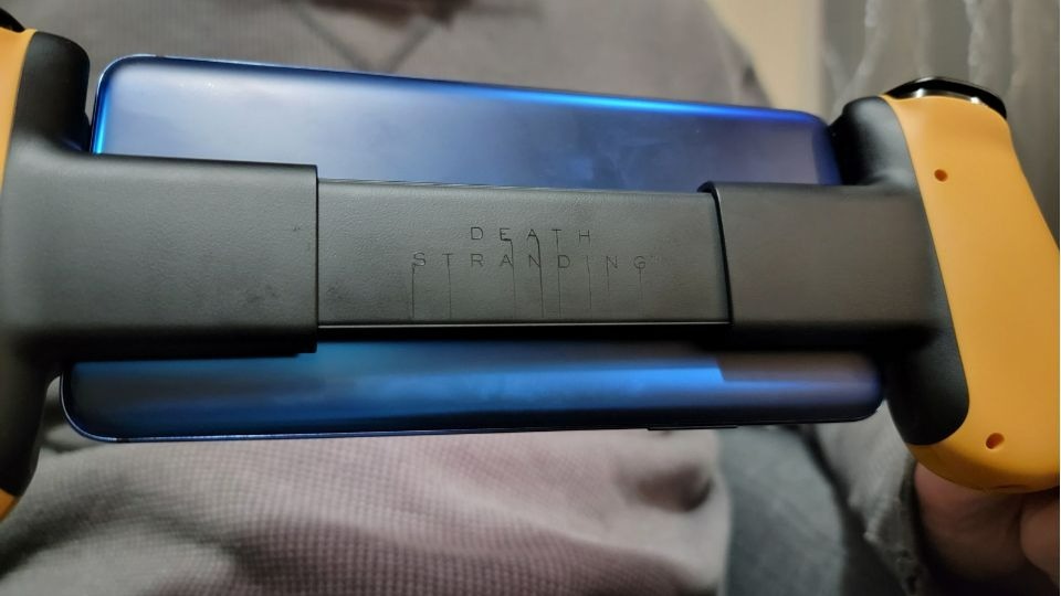 back of death stranding backbone controller