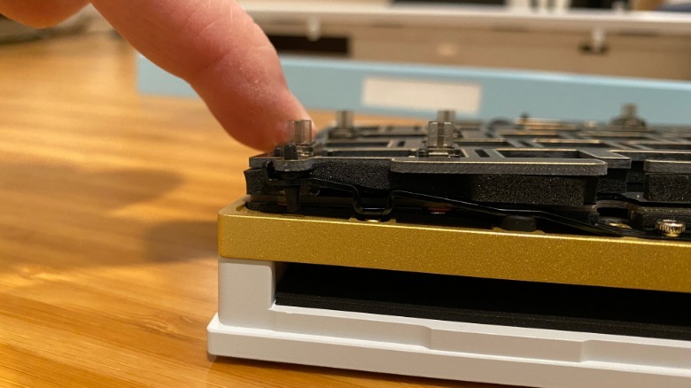 am compact touch springs