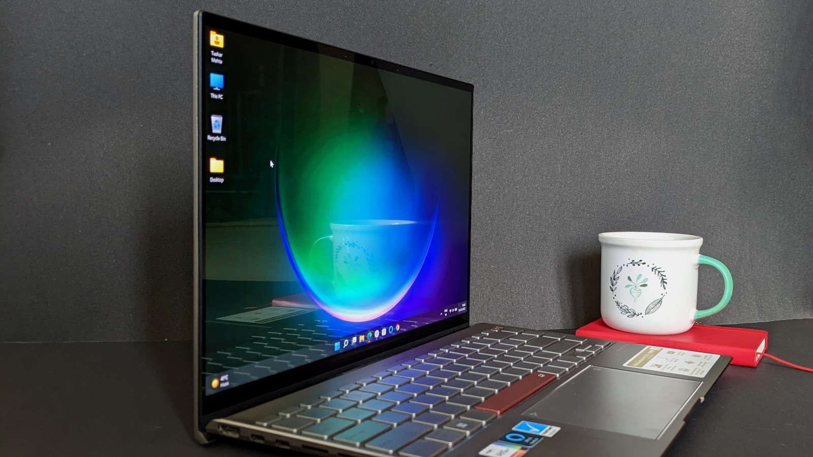 ASUS Zenbook 14X OLED Space Edition display