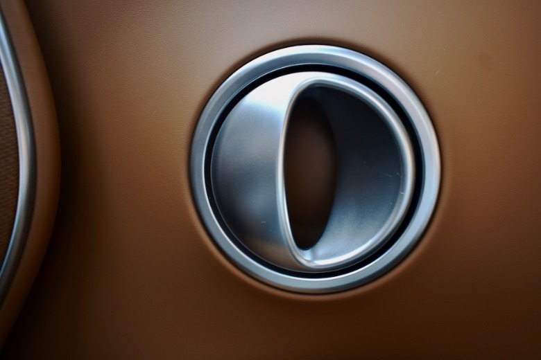 Circular door handles