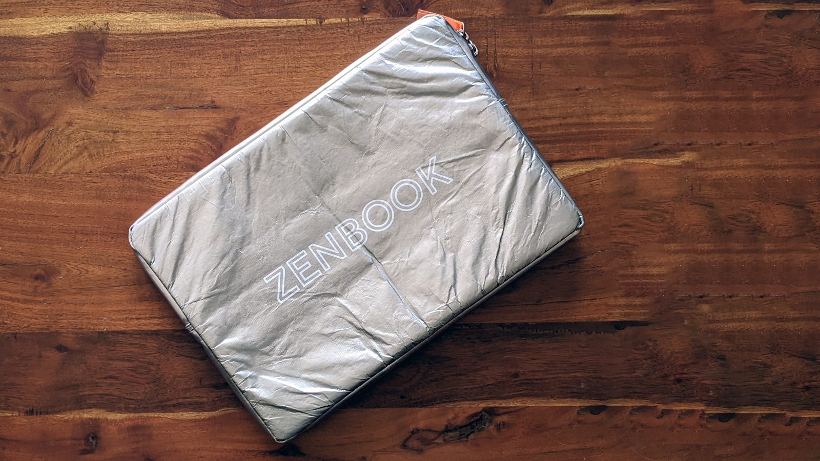 ASUS Zenbook 14X OLED Space Edition carrying pouch