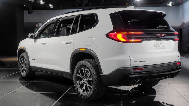 2024 Acadia AT4 rear 3/4s