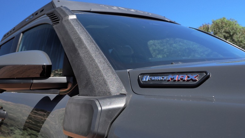 Trailhunter high-level air intake