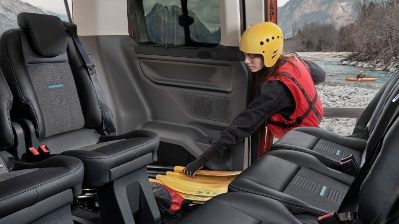 Ford Tourneo Custom interior