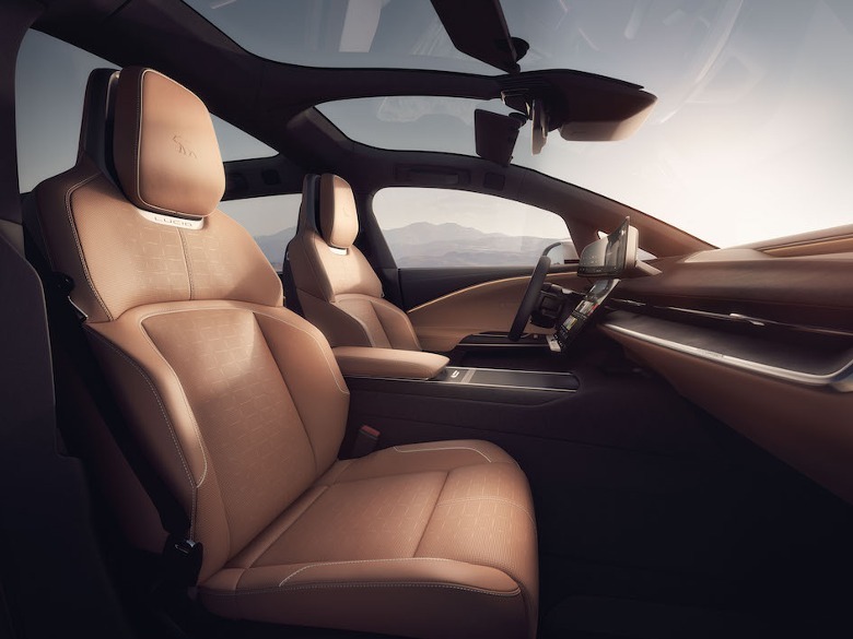 Gravity SUV front seats