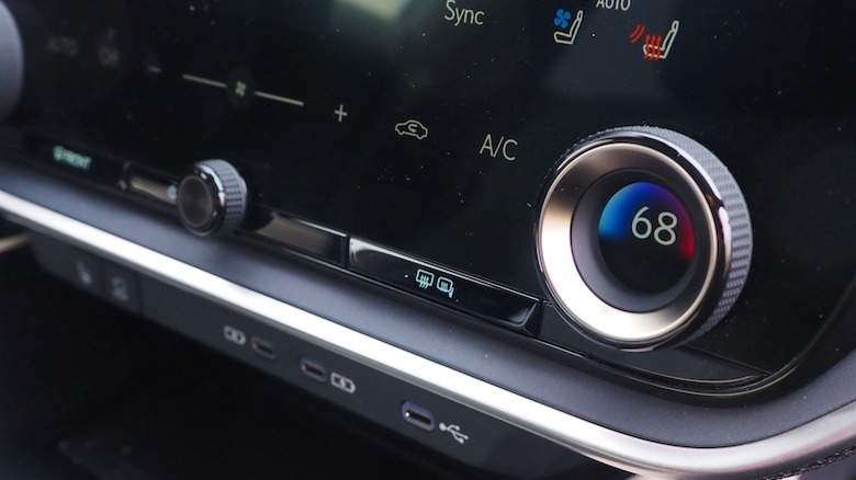 Lexus HVAC controls