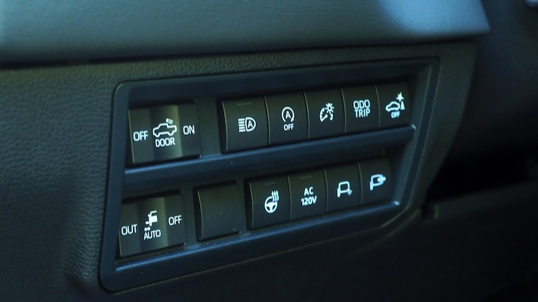 2022 Tundra secondary controls