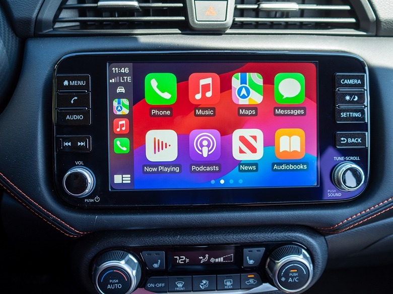 2023 Nissan Versa SR eight-inch touchscreen